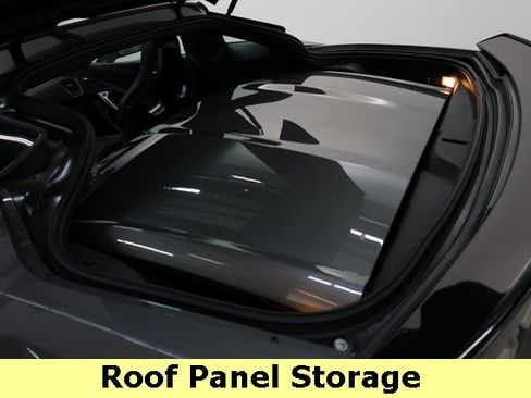 Used 2016 Chevrolet Corvette Z06 w/ 3LZ Preferred Equipment Group image 17