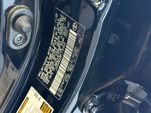 Certified 2023 Toyota Corolla SE w/ Carpet Mat Package (TMS) image 37