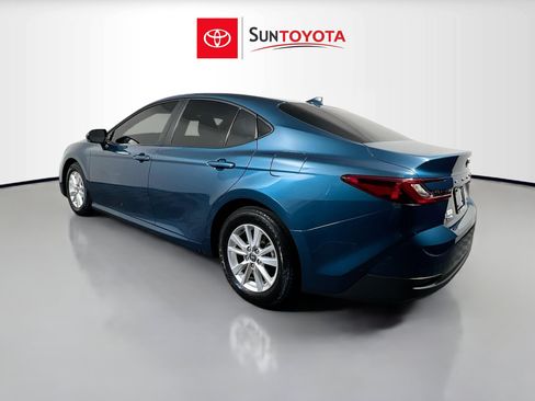 Used 2025 Toyota Camry LE FWD image 6