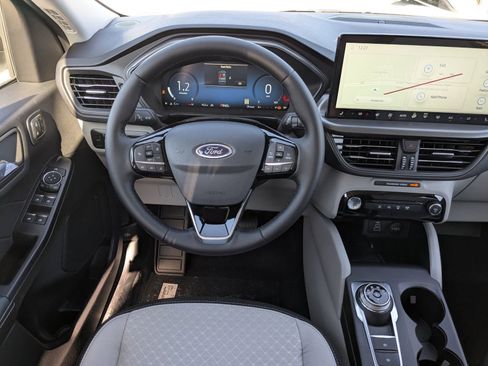 New 2026 Ford Escape Active w/ Active Premium Tech Pack image 18