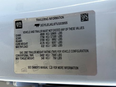 New 2026 Cadillac Escalade IQL Sport 1 w/ LPO, ONYX Package image 32