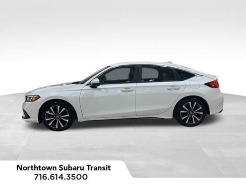 Used 2023 Honda Civic EX-L image 2