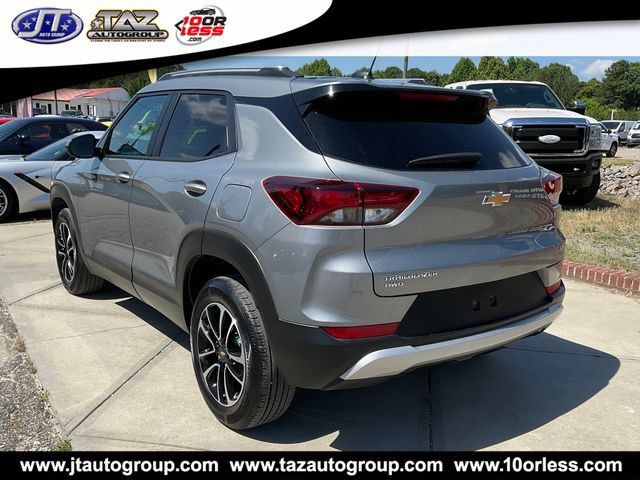 Used 2025 Chevrolet TrailBlazer LT AWD/4WD image 5