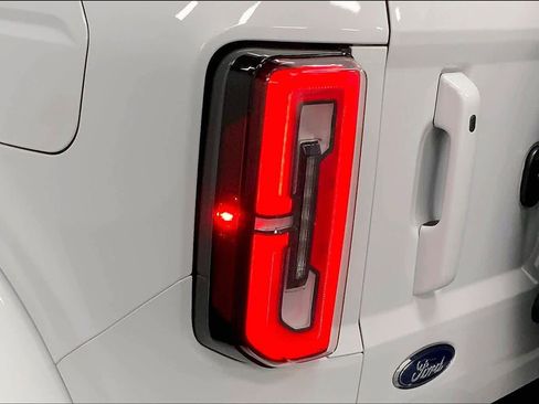 Certified 2024 Ford Bronco Outer Banks image 26