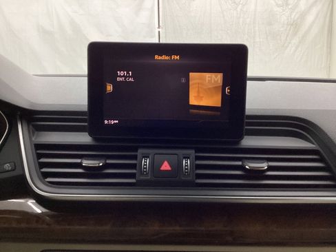 Used 2018 Audi Q5 2.0T Premium image 34