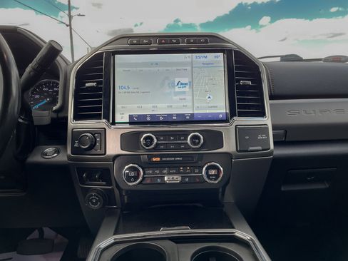 Used 2022 Ford F350 Platinum w/ FX4 Off-Road Package AWD/4WD image 10