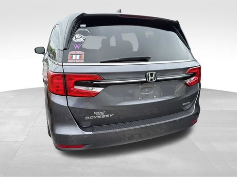 Used 2023 Honda Odyssey Elite image 12
