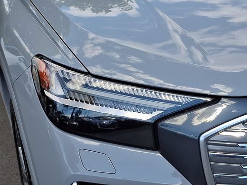 Certified 2023 Audi Q4 e-tron Prestige AWD/4WD image 16