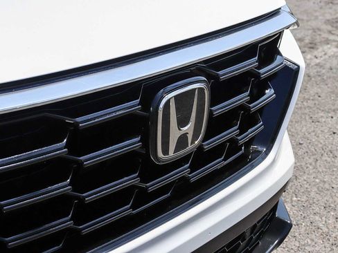 Used 2023 Honda CR-V EX-L image 6