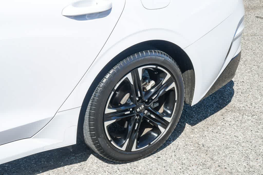 Used 2021 Kia K5 GT-Line FWD image 11