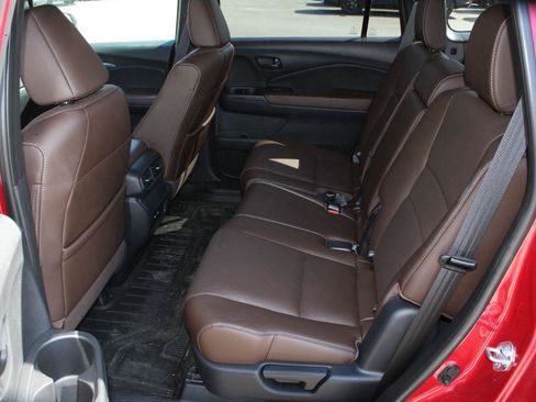 Used 2025 Honda Passport EX-L image 20