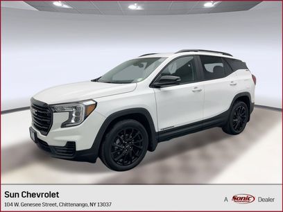 Used 2024 GMC Terrain SLE w/ Driver Convenience Package
