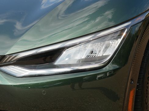 Certified 2023 Kia EV6 GT-Line AWD/4WD image 16
