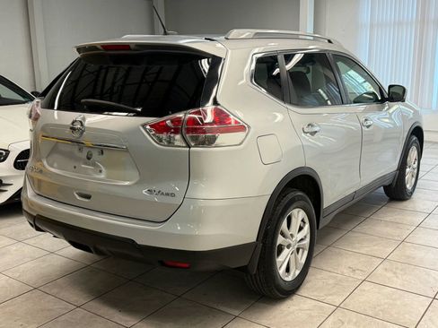 Used 2016 Nissan Rogue SV w/ SV Premium Package AWD/4WD image 9