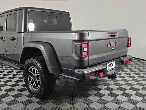 Used 2025 Jeep Gladiator Rubicon w/ Safety Group image 13