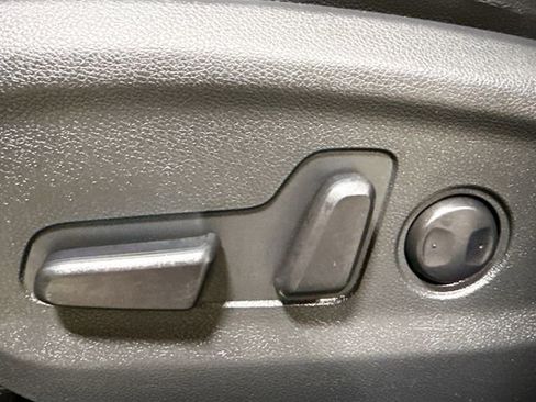 Used 2020 Kia Sportage EX image 19