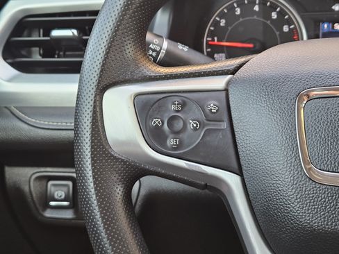 Used 2022 GMC Acadia SLE w/ Elevation Edition FWD image 29