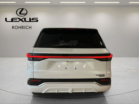 New 2026 Lexus TX 500h AWD w/ Technology Package image 5