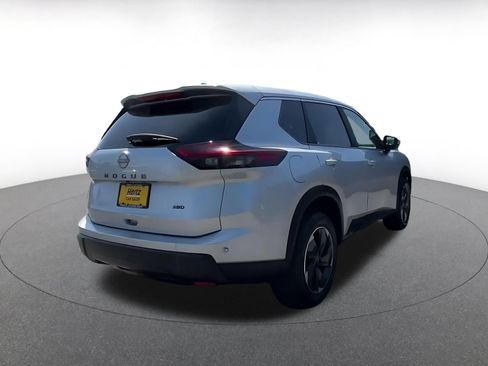 Used 2025 Nissan Rogue SV AWD/4WD image 14