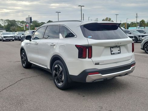 New 2026 Kia Sorento EX FWD image 4
