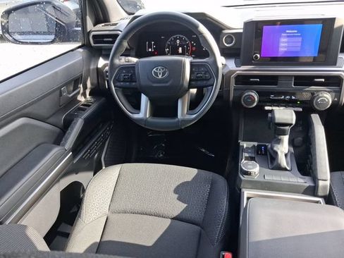 Used 2026 Toyota 4Runner SR5 RWD image 8