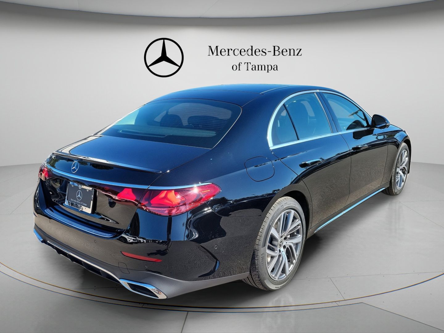 Certified 2026 Mercedes-Benz E 350 Sedan image 4