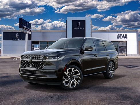 New 2027 Lincoln Navigator Black Label AWD/4WD image 2
