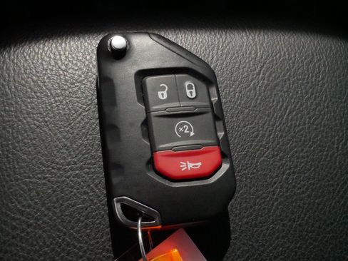 Used 2026 Jeep Wrangler Unlimited Sport AWD/4WD image 31