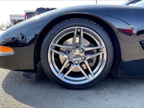 Used 2000 Chevrolet Corvette Convertible w/ Memory Pkg image 2