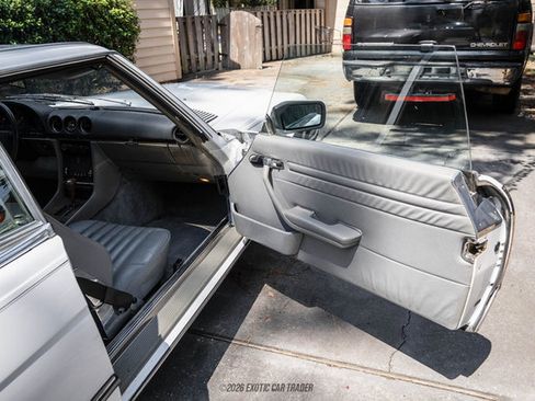 Used 1988 Mercedes-Benz 560 SL image 52