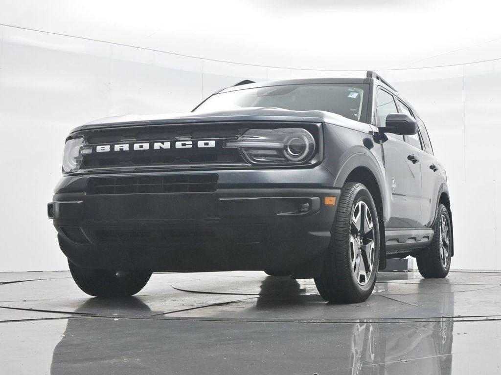 Used 2022 Ford Bronco Sport Outer Banks w/ Tech Package AWD/4WD image 40