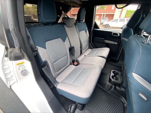 Used 2022 Ford Bronco Outer Banks w/ Sasquatch Package AWD/4WD image 20