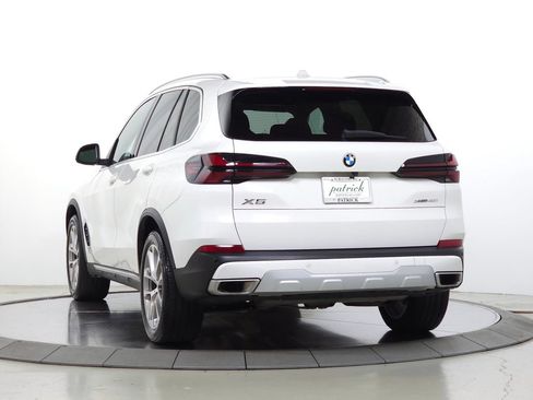 Used 2024 BMW X5 xDrive40i w/ Premium Package AWD/4WD image 5