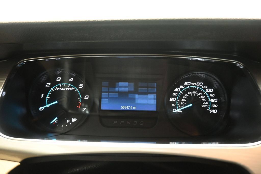 Used 2018 Ford Taurus SEL FWD image 15