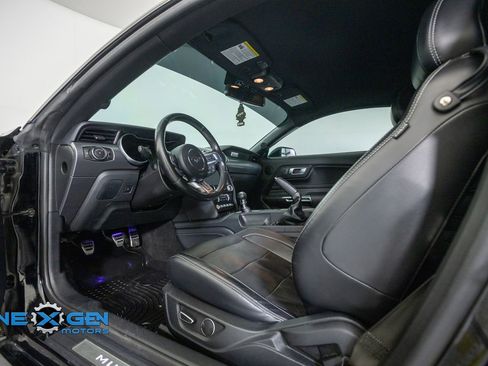 Used 2019 Ford Mustang GT Premium w/ GT Performance Package RWD image 10