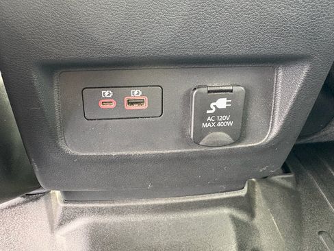 Used 2022 Nissan Frontier SV AWD/4WD image 27