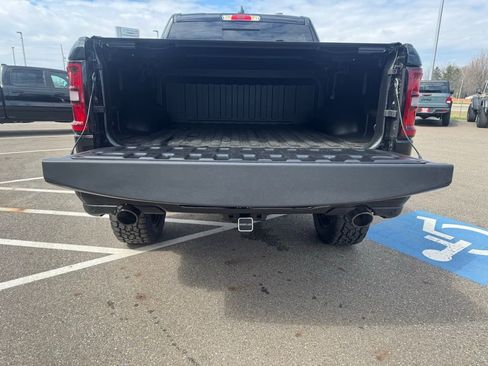 New 2026 RAM 1500 Big Horn AWD/4WD image 11