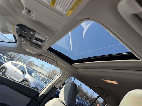 Certified 2023 Subaru Crosstrek 2.0i Premium image 19