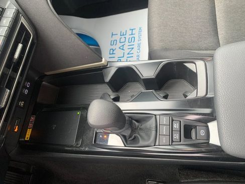 Used 2025 Toyota Camry LE FWD image 24