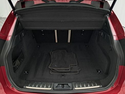 Used 2021 Jaguar F-PACE S image 52