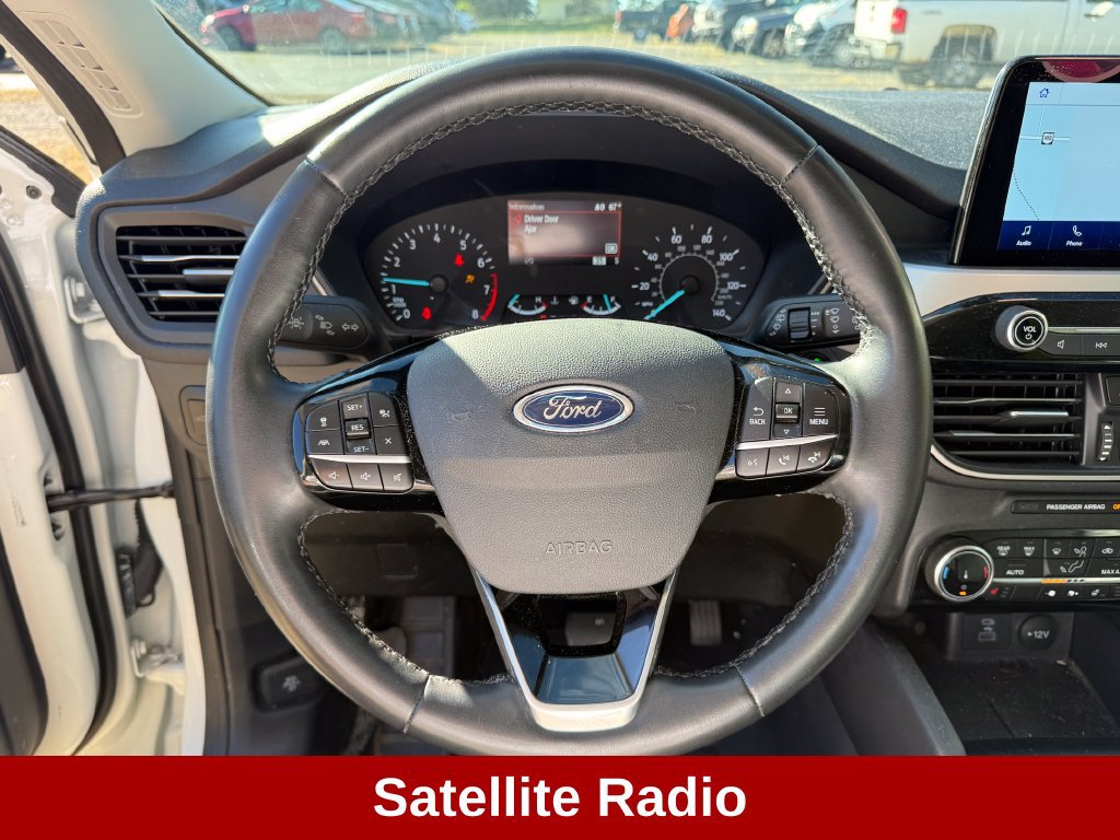 Used 2022 Ford Escape SEL AWD/4WD image 13