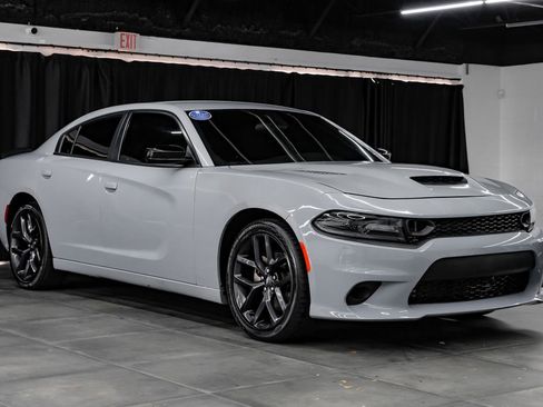 Used 2021 Dodge Charger SXT w/ Blacktop Package image 8