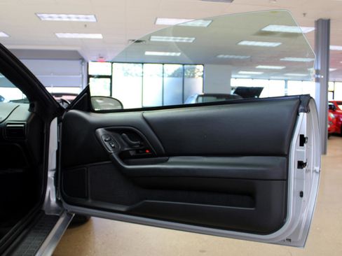 Used 2002 Chevrolet Camaro Z28 w/ Preferred Equipment Group 2 image 37