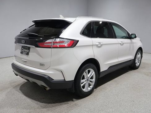 Used 2019 Ford Edge SEL w/ Equipment Group 201A AWD/4WD image 2