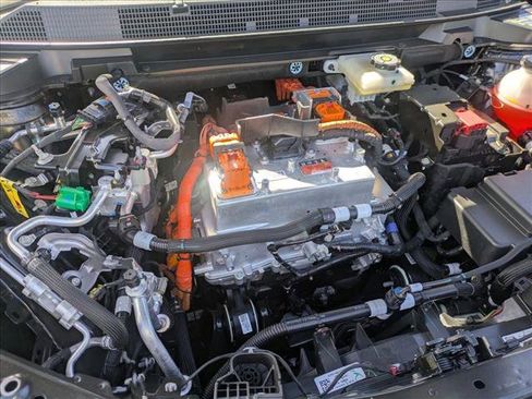 New 2026 Chevrolet Equinox EV LT image 16