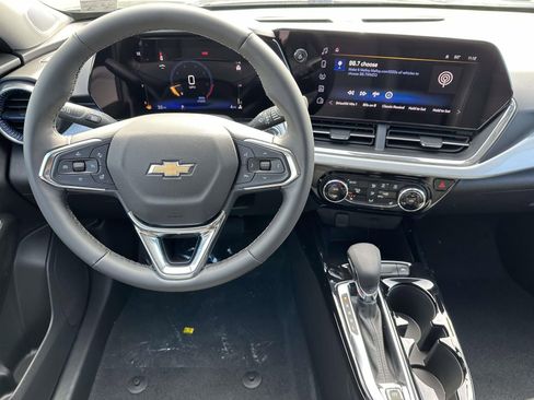 New 2026 Chevrolet Trax LT w/ Driver Confidence Package image 8