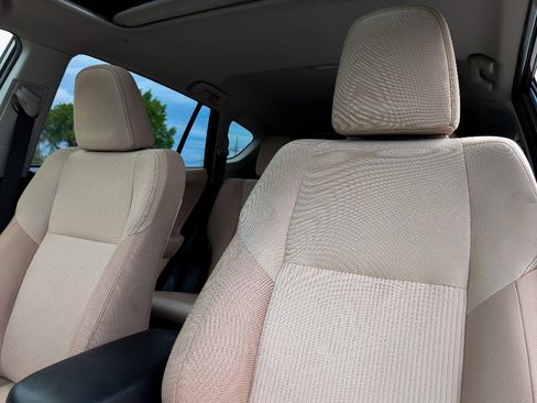 Used 2013 Toyota RAV4 XLE AWD/4WD image 15