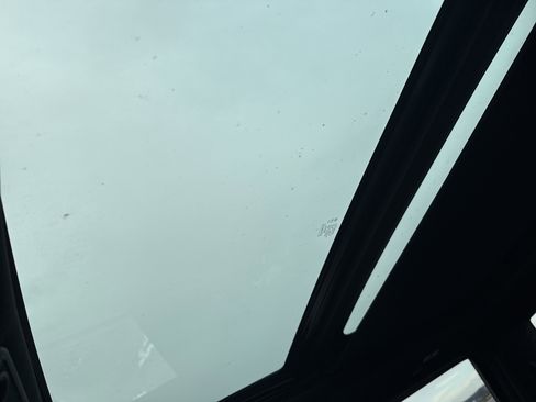 Used 2017 Ford F150 Lariat image 30