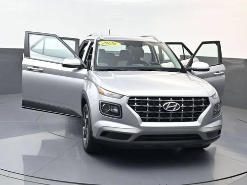 Certified 2026 Hyundai Venue SEL FWD image 31