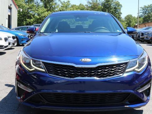 Used 2019 Kia Optima LX FWD image 2